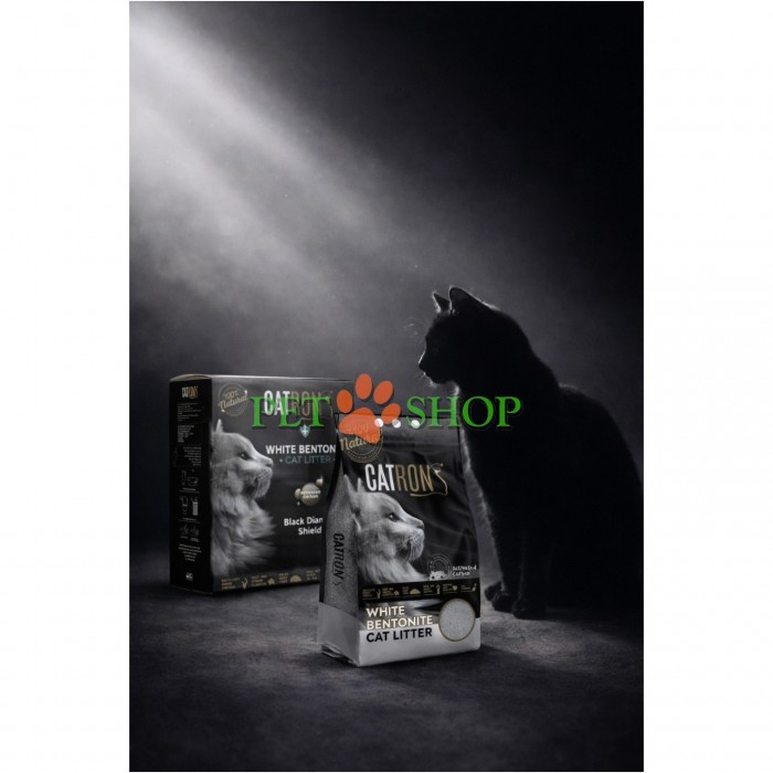 <p><strong>Catron Bentonite Activated Carbon 10 L</strong> - это высококачественный белый бентонит премиум-качества с добавлением активированного угля. Благодаря этому наполнитель имеет благородный серый оттенок и содержит гранулы активированного угля, эффективно поглощающие запахи.</p>