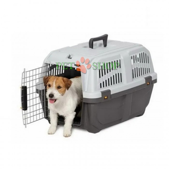 <p><strong>Trixie Skudo 1</strong> &mdash; cușcă de transport cu ușă metalică special concepută pentru transportul pisicilor și c&acirc;inilor de talie medie. Dimensiuni: 48*31,5*31 cm.&nbsp;Acest model este aprobat oficial pentru călătorii cu trenul și avionul. <strong>Roțile și cureaua de umăr nu sunt incluse &icirc;n комплектul standard Skudo 1 și se achiziționează separat.</strong></p>