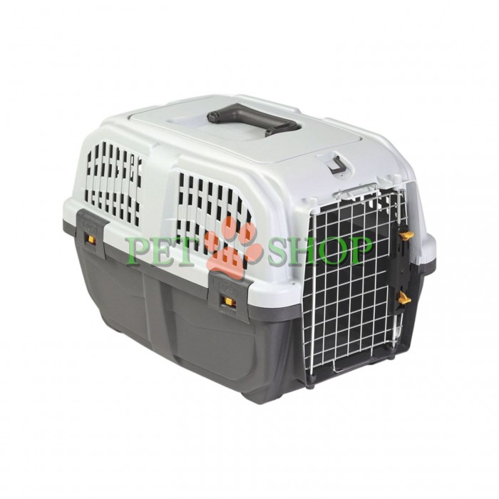 <p><strong>Trixie Skudo 1</strong> &mdash; cușcă de transport cu ușă metalică special concepută pentru transportul pisicilor și c&acirc;inilor de talie medie. Dimensiuni: 48*31,5*31 cm.&nbsp;Acest model este aprobat oficial pentru călătorii cu trenul și avionul. <strong>Roțile și cureaua de umăr nu sunt incluse &icirc;n комплектul standard Skudo 1 și se achiziționează separat.</strong></p>