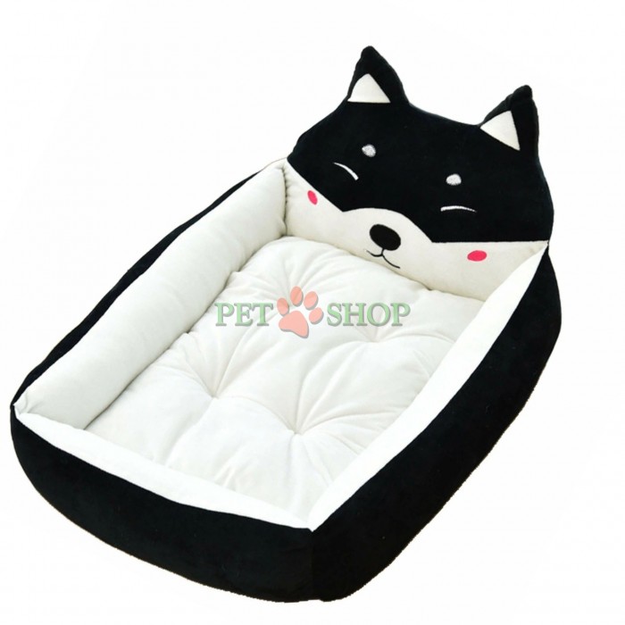 <p><strong>Мягкое спальное место прямоугольное с мордочкой &ndash; большое, 50 &times; 40 см.</strong>&nbsp;Уютное и комфортное <strong>спальное место для собак и кошек</strong> прямоугольной формы, оформленное декоративной мордочкой, станет любимым уголком отдыха вашего питомца. Оно создано для того, чтобы обеспечить тёплое и мягкое место для сна, отдыха и расслабления после активных игр.</p>